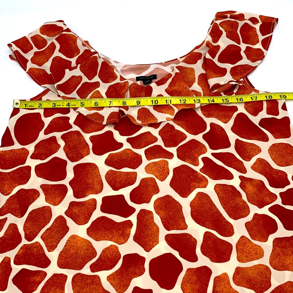 Ann Taylor Giraffe Print Ruffle Neck Top Size Medium - Picture 11 of 11